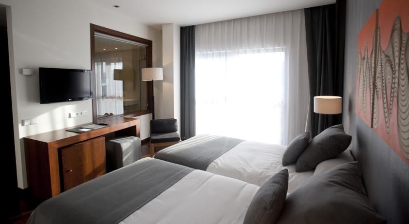 Hotel Carris Marineda A Coruna Luaran gambar